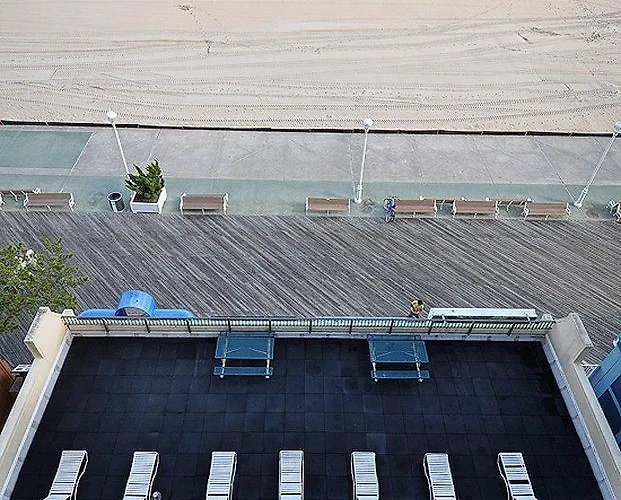 Hotel Boardwalk One Ocean City
